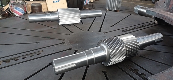 อะไหล่เกียร์เพลาแบบเกลียวสั่งทำพิเศษ SAE 4340 เหล็กกล้าสำหรับเกียร์