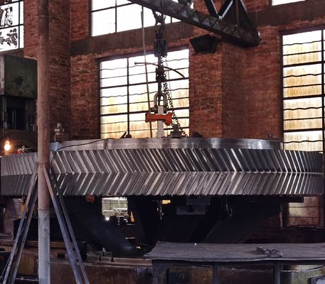 ความแม่นยําระดับ ISO 8-9 เครื่องยนต์กระดูกแฮร์ริงกอน มุมสลิคส์ที่สามารถปรับแต่งได้ เพื่อผลงานที่ดีที่สุด