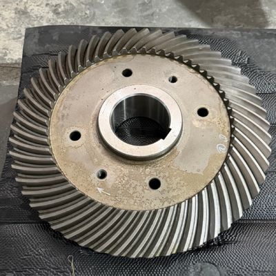 High Precision Grade Custom Spiral Bevel Gears with ISO 6 Grade for Fast Power Transmission